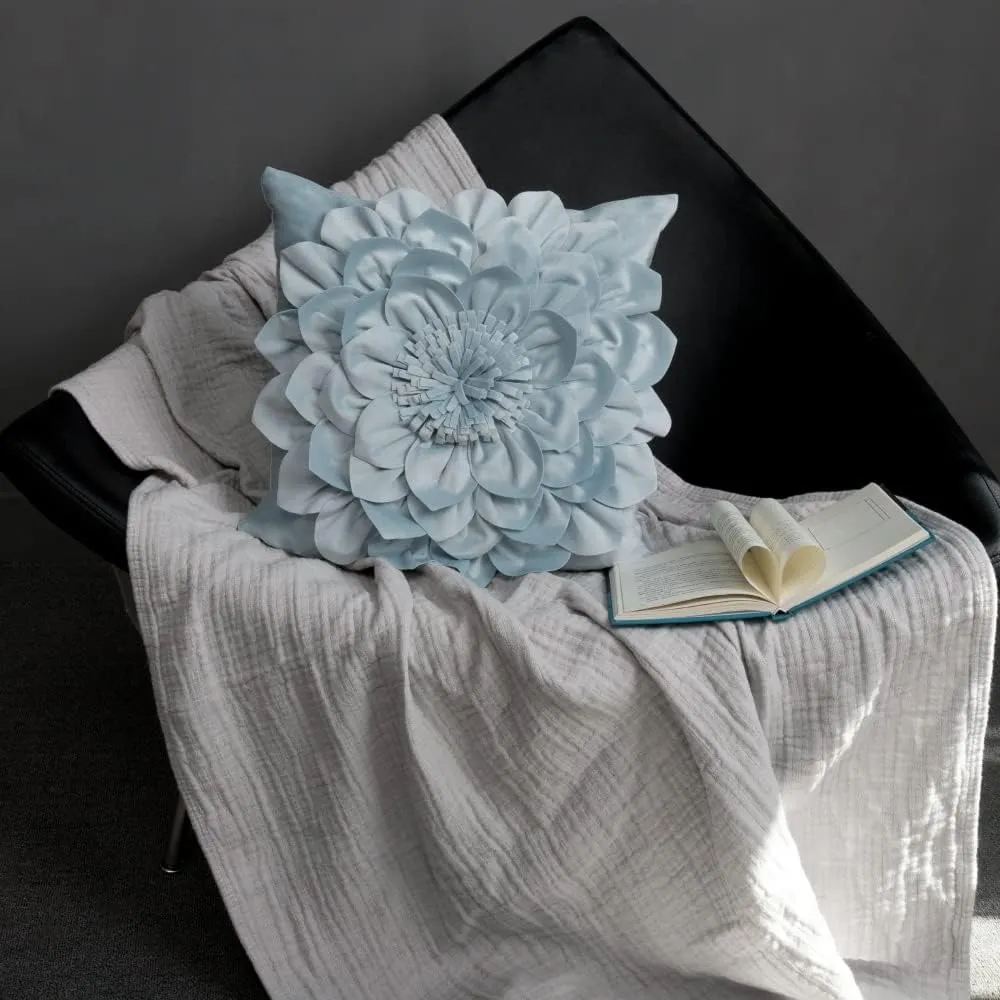 3D Flower Throw Pillow Covers Decorative Cushion Cases Soft Velvet Pillowcases Home Couch Car Bed Room Decor 18 x 18 Inch Blue