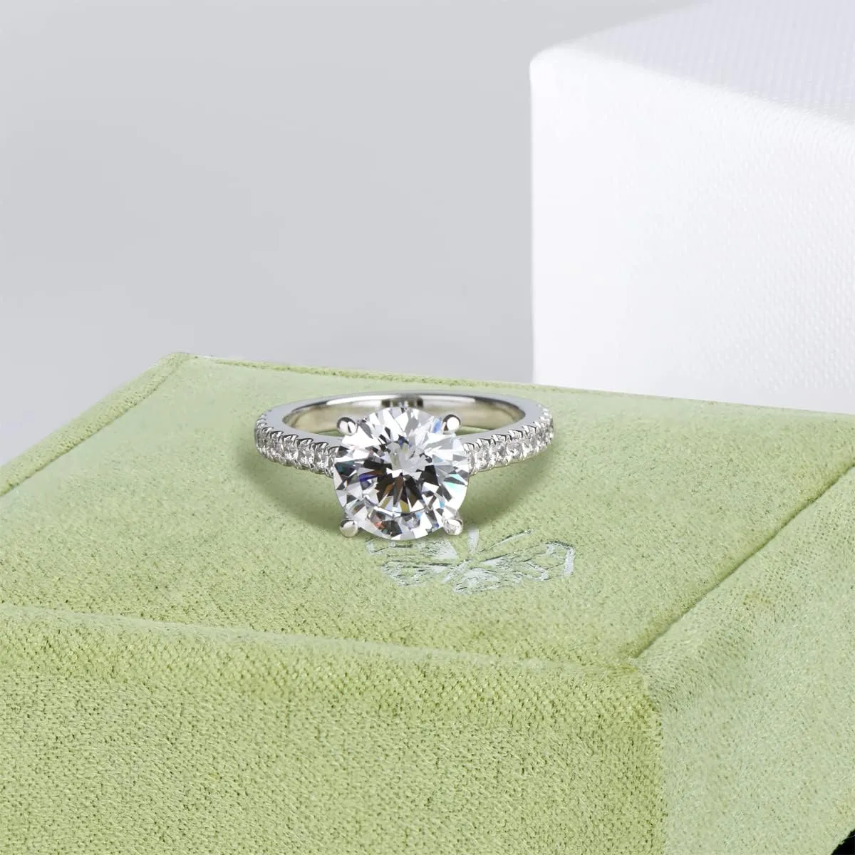AINUOSHI Engagement Ring for Women, 2-3.5 Carats Round/Emerald/Oval/Square Cushion Cut Cubic Zirconia, 925 Sterling Silver, High Setting Women Wedding Rings, Jewelry Box Packed