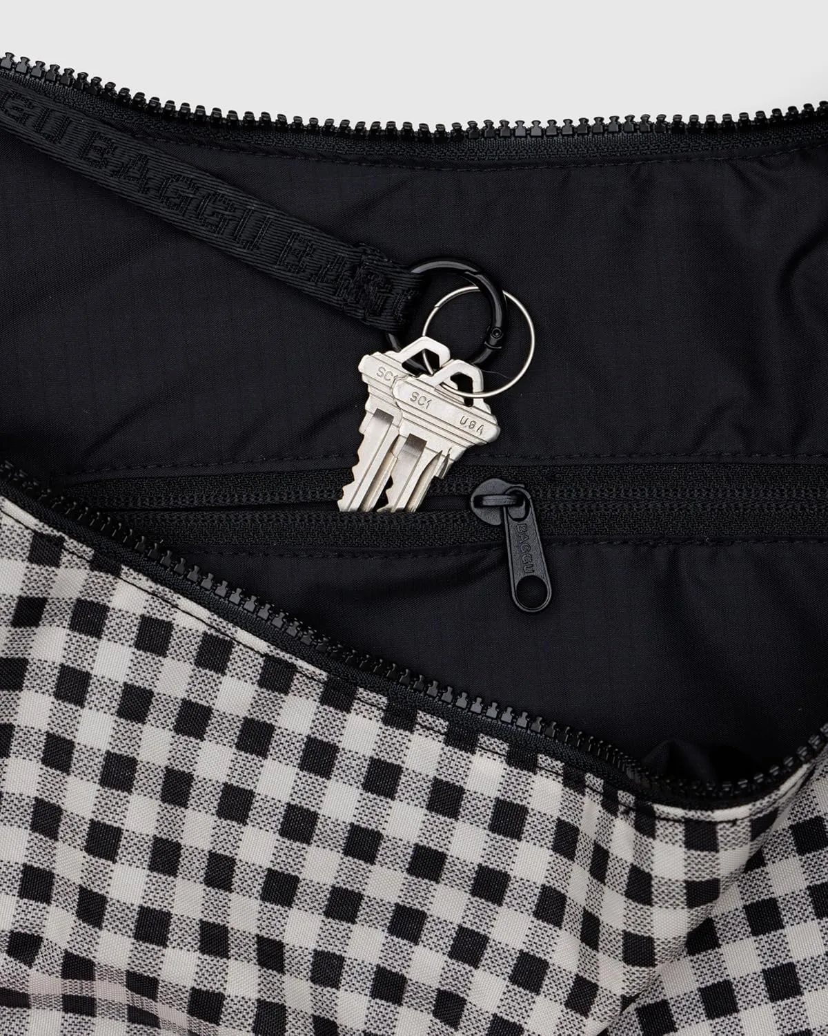 BAGGU Large Nylon Crescent Bag