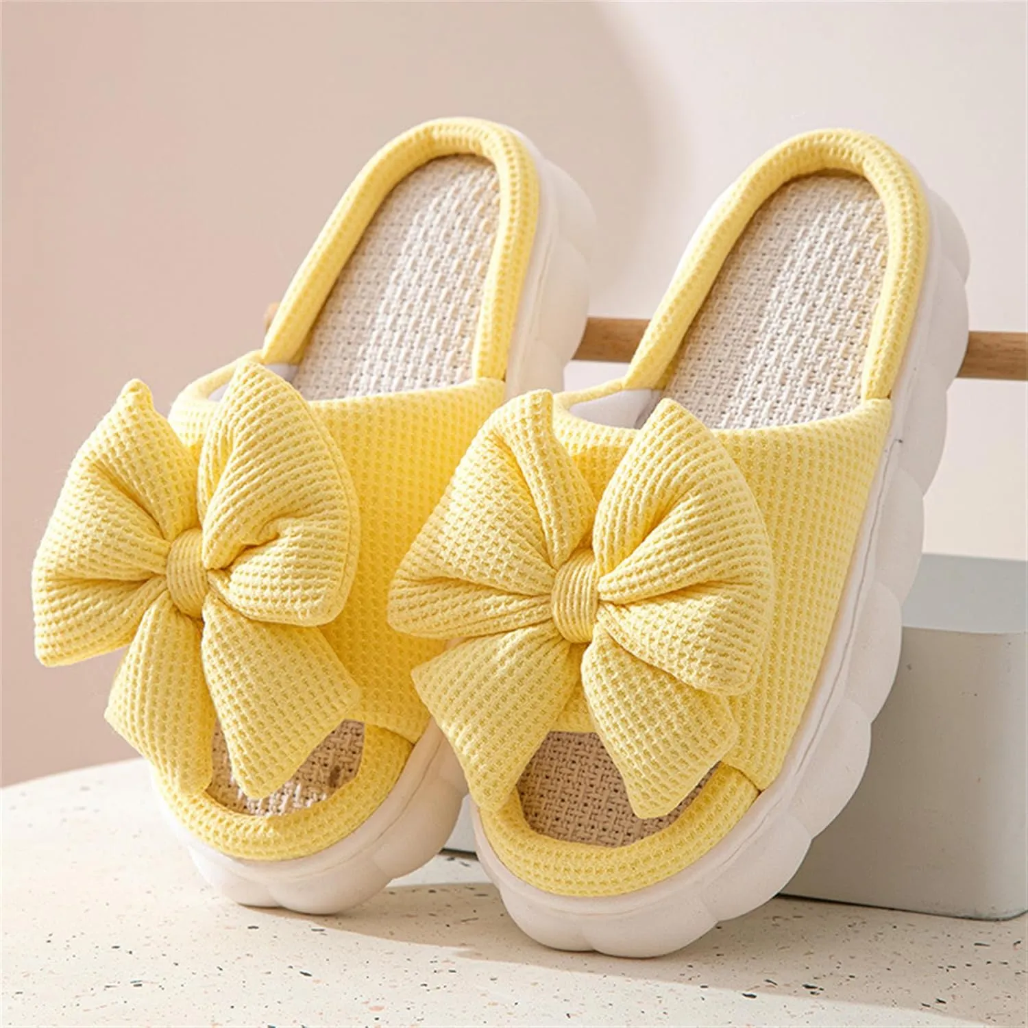 Butterfly cotton and linen slippers Home slippers Men's and women's seasonal slippers Cotton and linen slippers