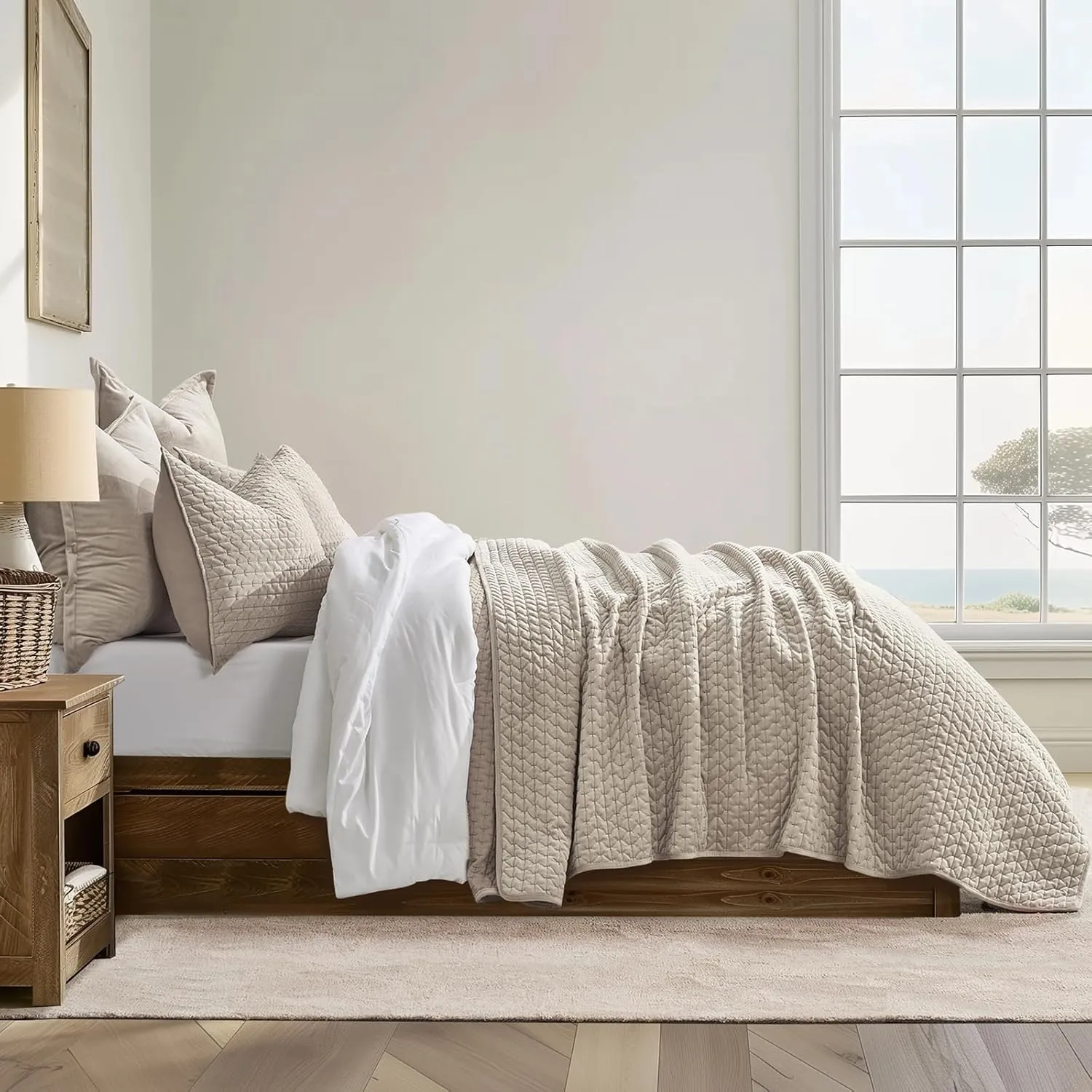 EVERGRACE Luxury Velvet Quilt Set King Size 3 Piece, Soft Cross-Stitch Velvet Comforter Set with Pillow Shams, Lightweight Coverlet Bedspread Bedding Set for All Seasons, Light Taupe