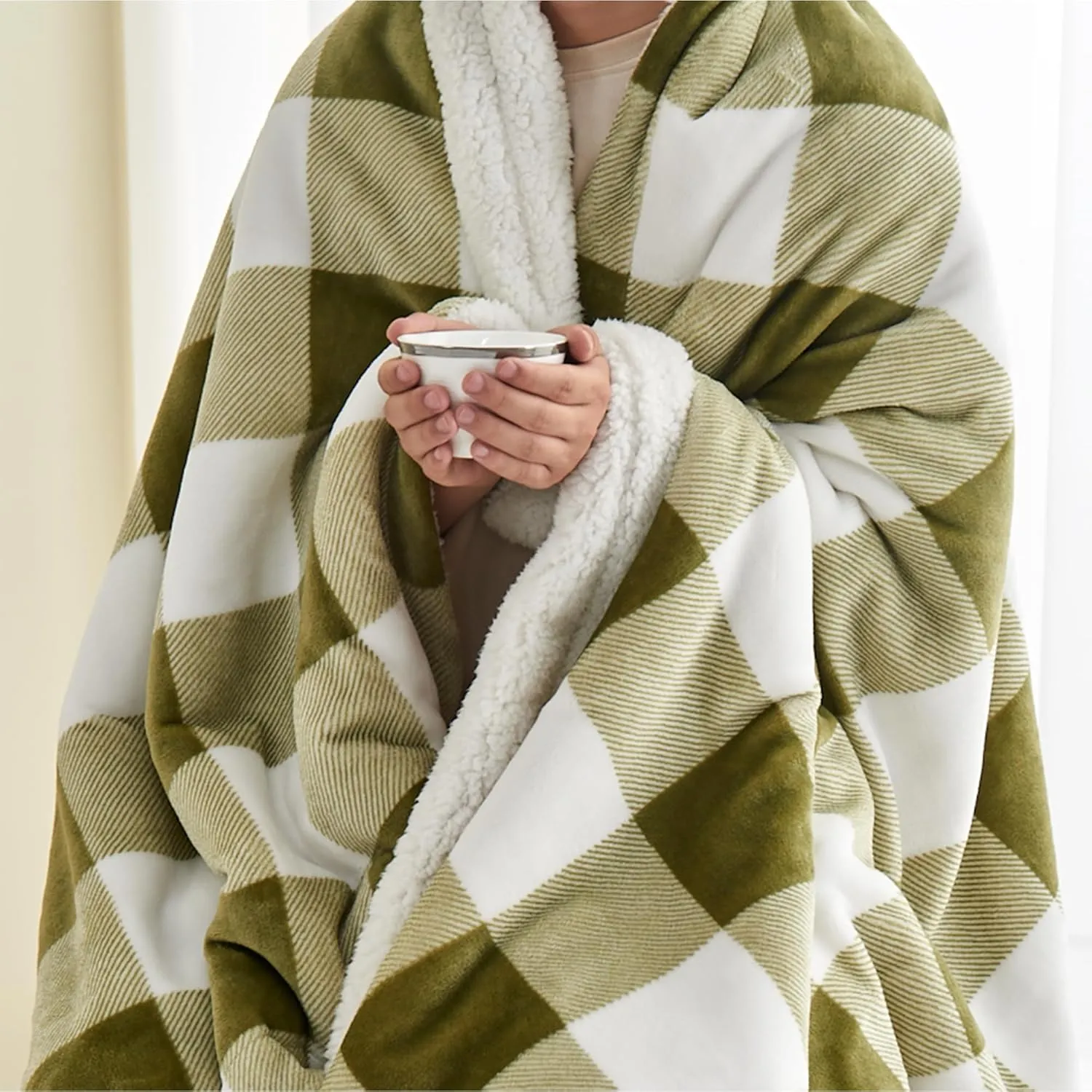 Great Bay Home Sherpa Fleece and Velvet Plush Throw Blanket, Thick Blanket for Chair, Sofa, or Bed. Warm, Reversible, Soft Fleece Throw Blanket. Kinsley Collection, Olive Green Buffalo Check