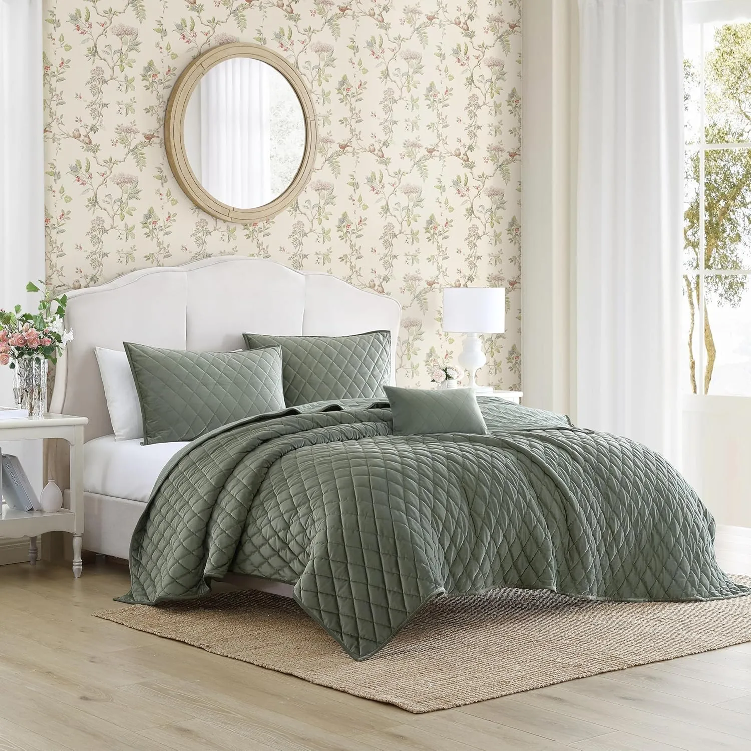Laura Ashley - Queen Quilt Set, Solid Velvet Reversible Bedding, All Season Home Decor with Shams & Bonus Pillow Cover (Diamond Stitch Dark Green, Queen)