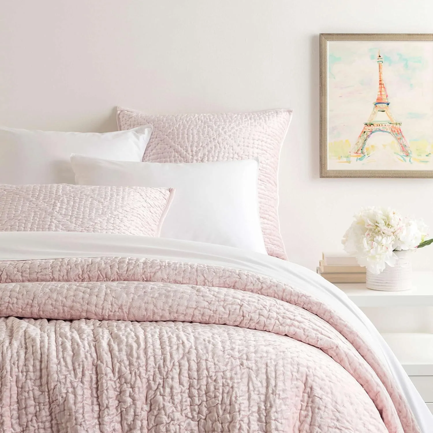 Parisienne Velvet Soft Pink Quilted Sham, Standard Size, Pink Solid Pattern