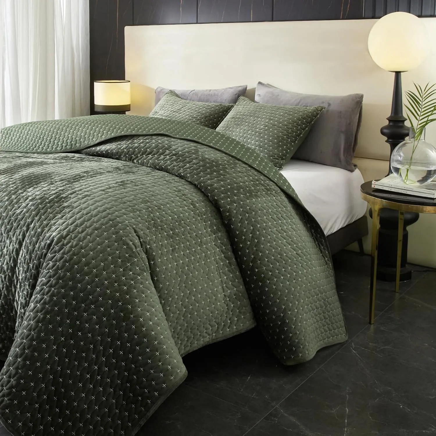 Powdion Velvet Quilt Queen Size, Oversized Bedspread Quilted Bedding Set, Luxurious Soft Coverlet Set Lightweight Velvet Comforter for All Season with Pillow Shams Army Green Striped Full/Queen