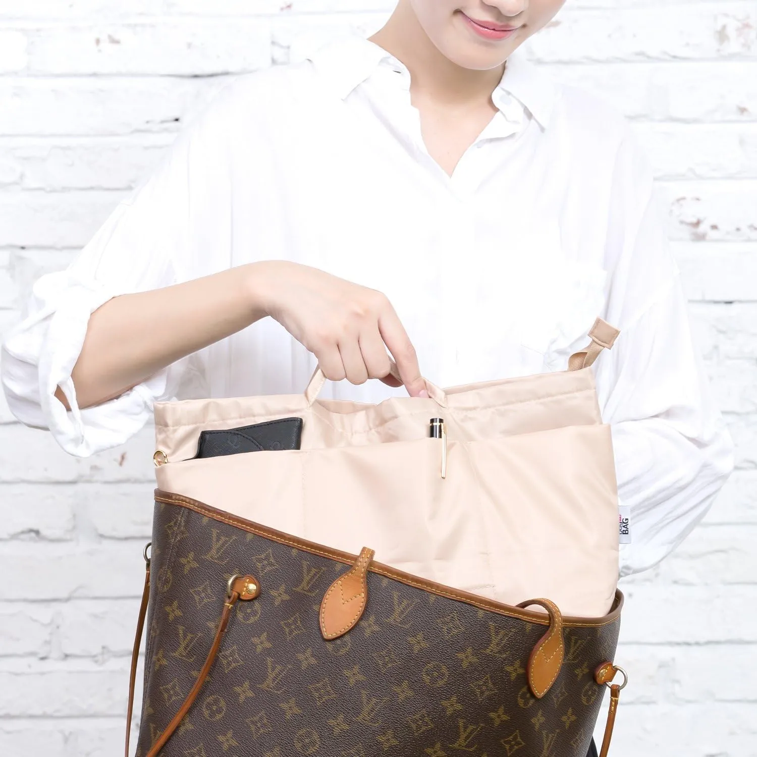 Purse Organizer Insert with zipper, Nylon fabric Storage Bag with handles, for womens Handbags & Tote bags, neverfull, lightweight small sized Beige