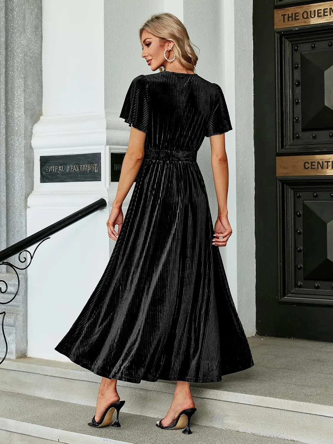 Simplee Women’s V Neck Velvet Maxi Dress Short Sleeve Empire Waist Long Formal Dress for Wedding Guest