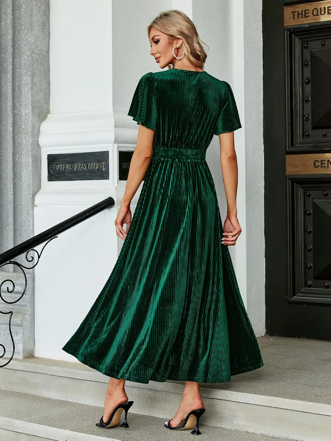 Simplee Women’s V Neck Velvet Maxi Dress Short Sleeve Empire Waist Long Formal Dress for Wedding Guest