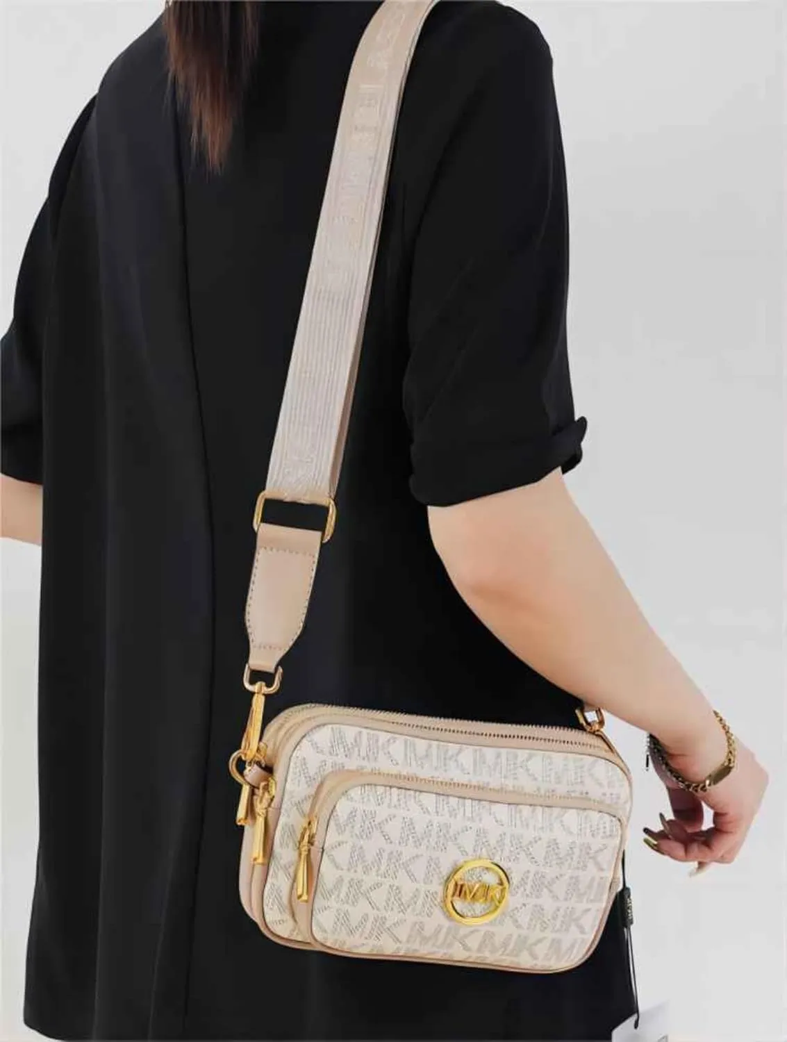 Xehuro Small Crossbody Purse Shoulder Bag for Women Chest Bag Daypack Multiple Pockets with Wide Strap